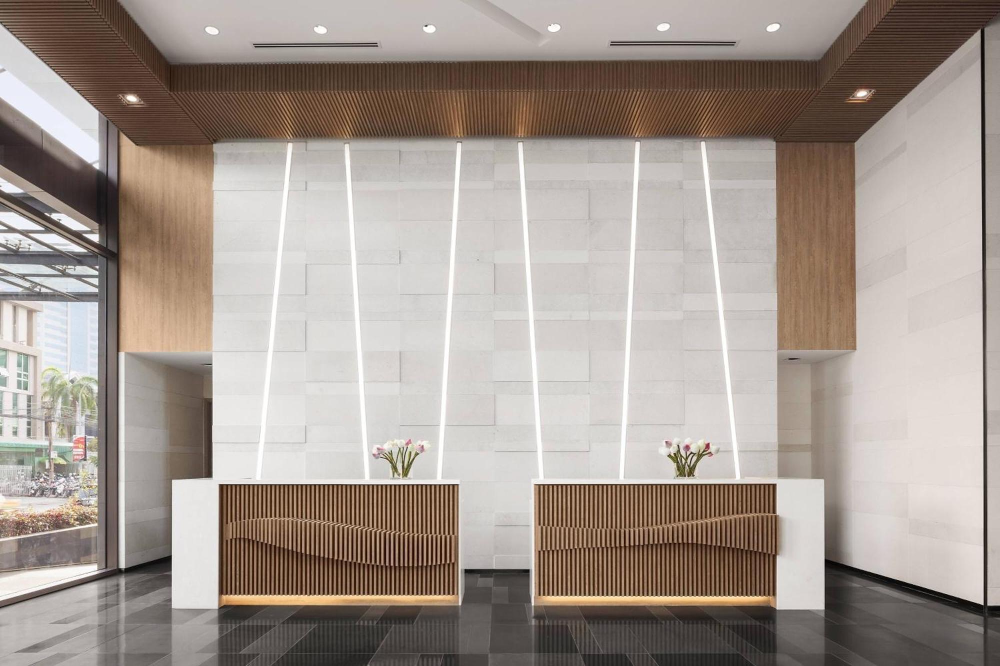 Courtyard By Marriott Phnom Penh Otel Dış mekan fotoğraf
